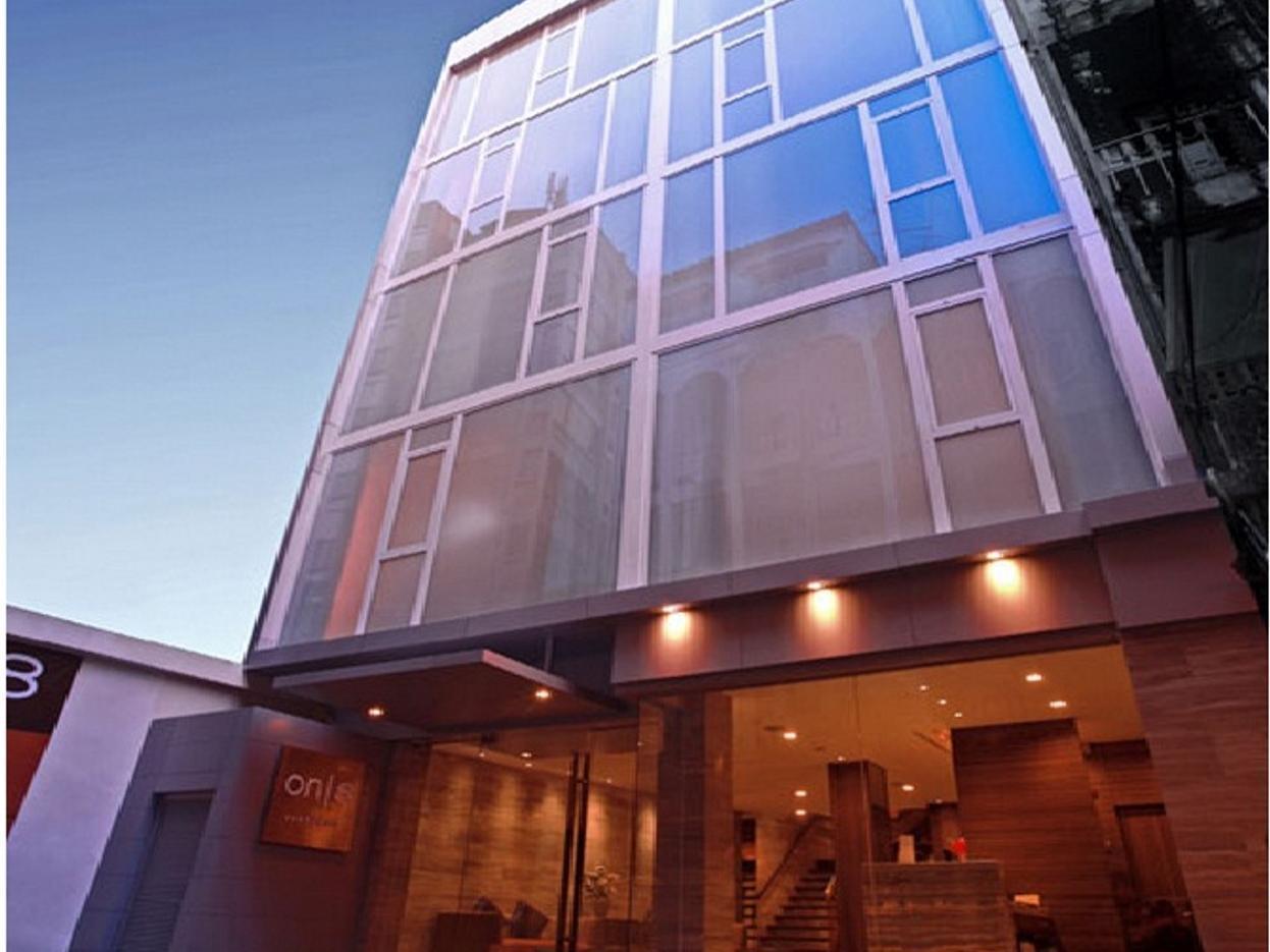 On 8 Sukhumvit Nana Bangkok By Compass Hospitality Hotel Exterior photo